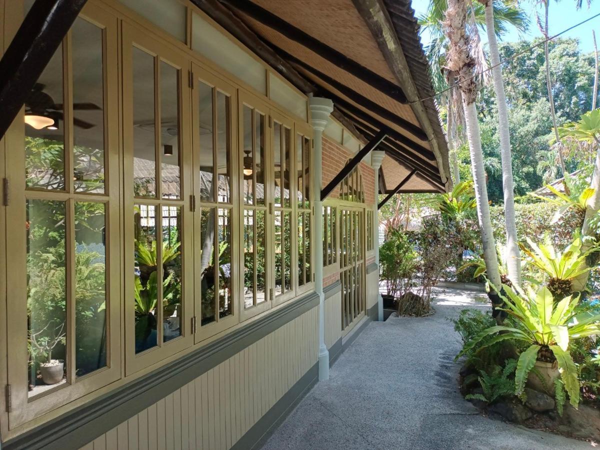 Let'S Hyde Pattaya Resort & Villas - Pool Cabanas Екстериор снимка