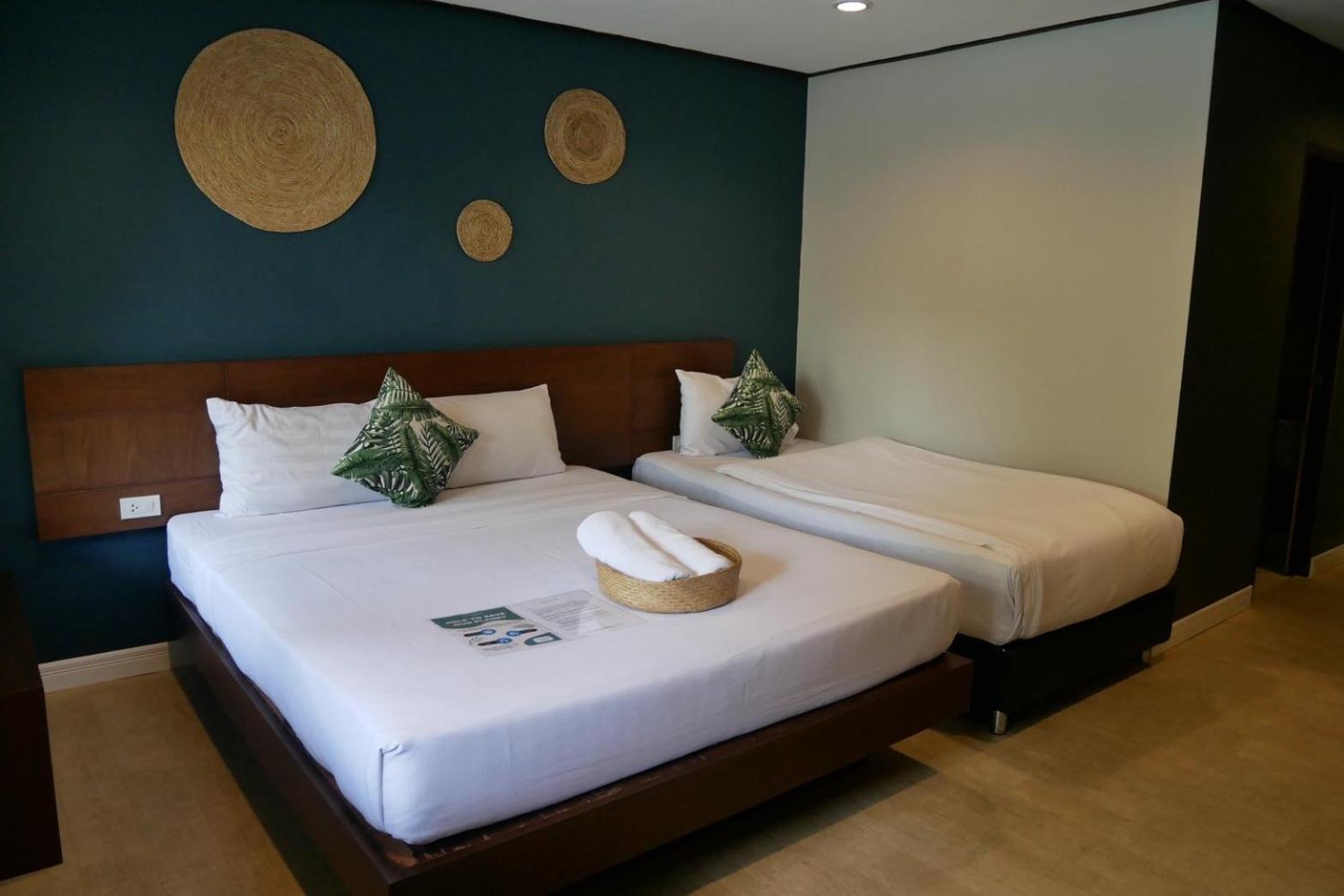Let'S Hyde Pattaya Resort & Villas - Pool Cabanas Екстериор снимка