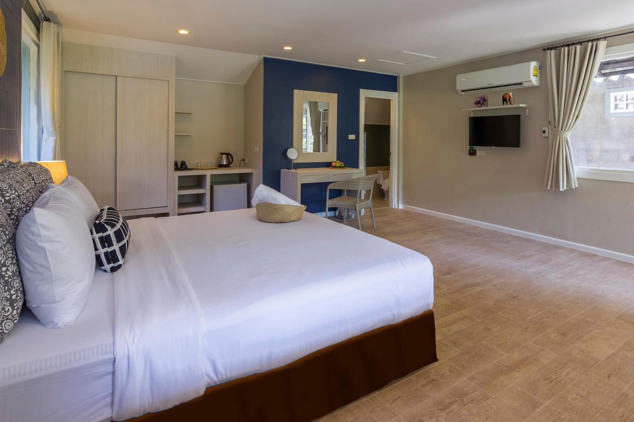 Let'S Hyde Pattaya Resort & Villas - Pool Cabanas Екстериор снимка