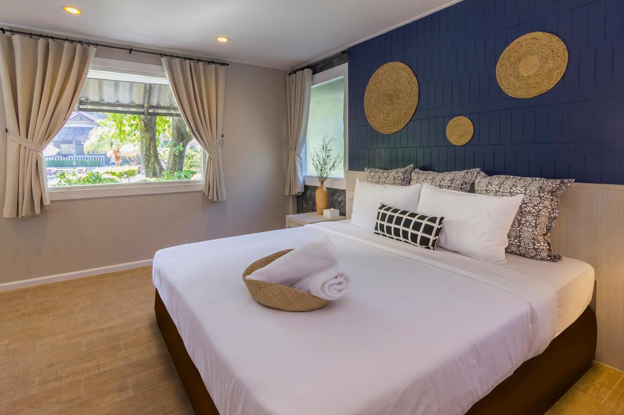 Let'S Hyde Pattaya Resort & Villas - Pool Cabanas Екстериор снимка