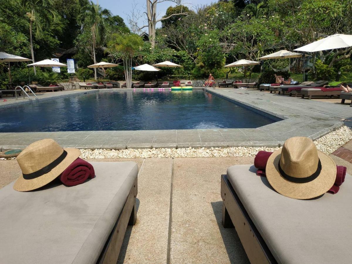 Let'S Hyde Pattaya Resort & Villas - Pool Cabanas Екстериор снимка
