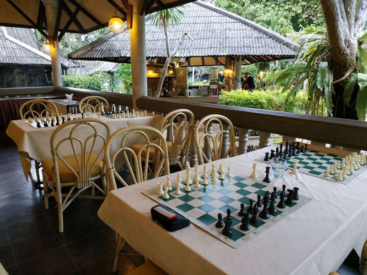 Let'S Hyde Pattaya Resort & Villas - Pool Cabanas Екстериор снимка